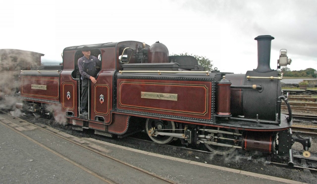 Porthmadog 2011 - Manoeuvre d'un train du WHR -Switching of a WHR train
