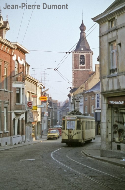 Fontaine l'Evèque (?) 1979
